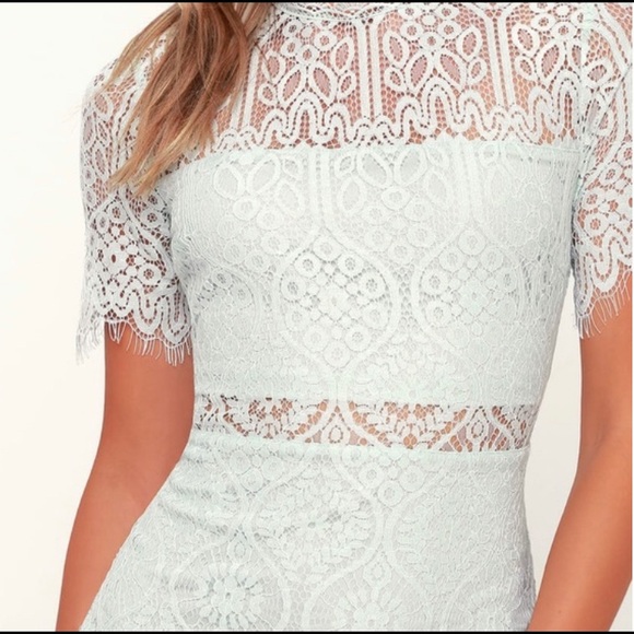 Light mint Lulu’s lace dress - Picture 2 of 4